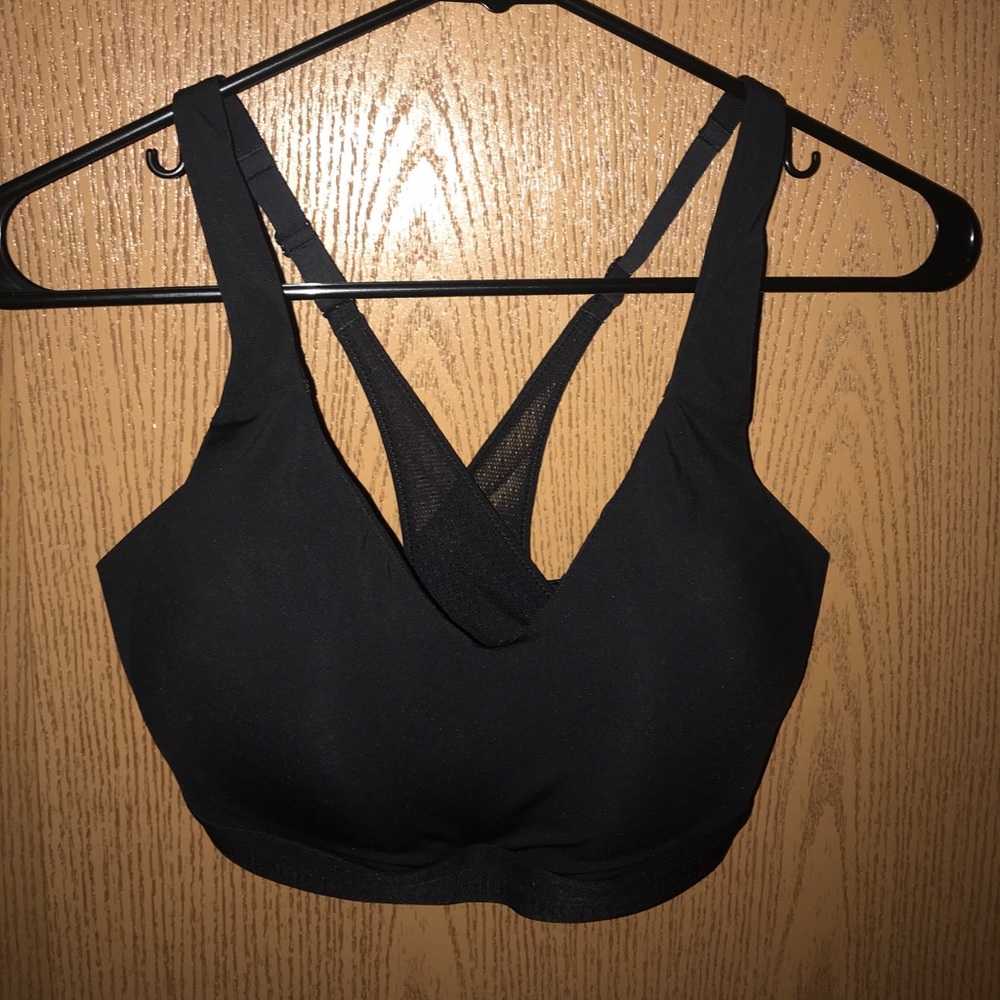 Lululemon Up For It Bra in Black